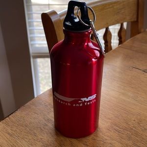 Rail fans… Aluminum water bottle with belt clip.  NWOT